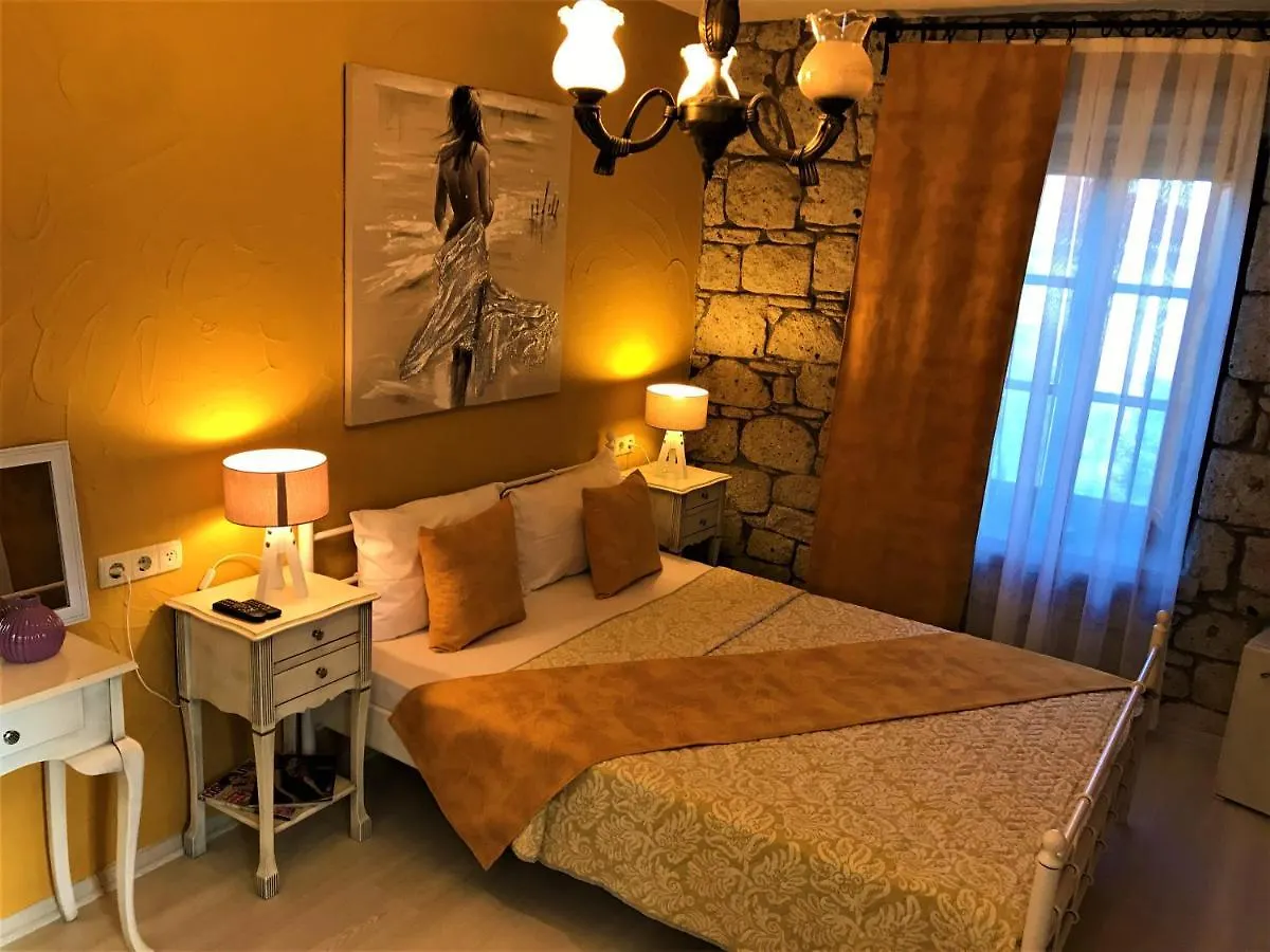 Adres Alaçatı Otel