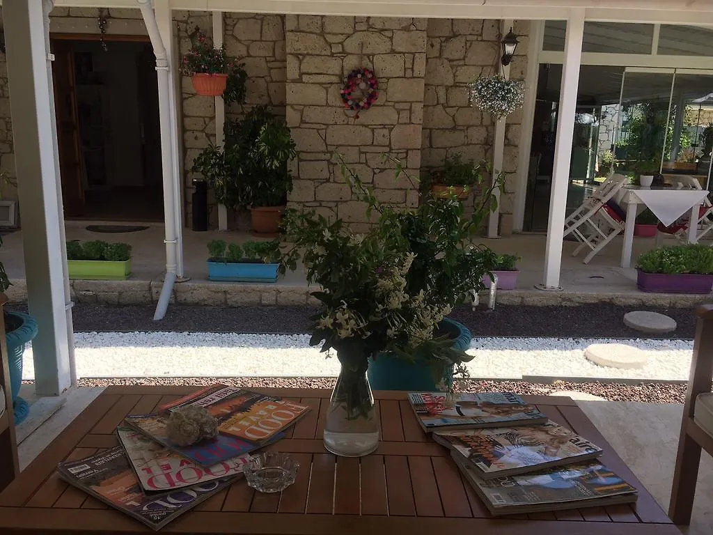 Adres Alaçatı Otel