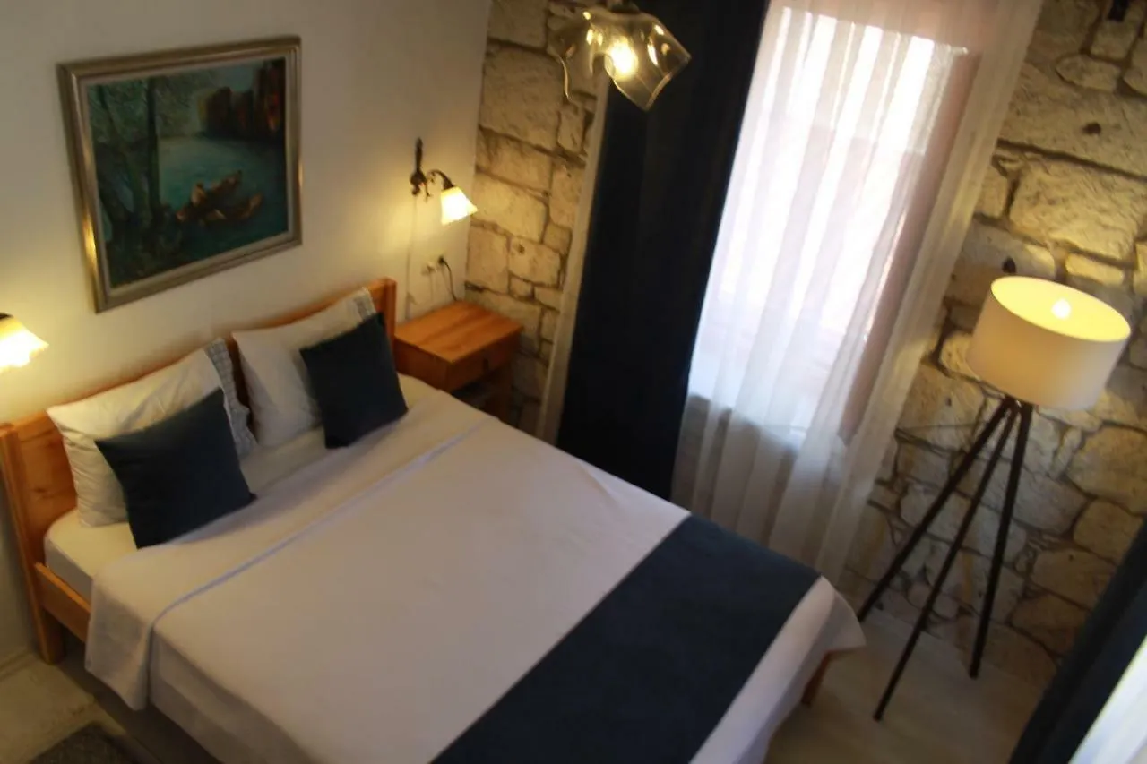 Adres Alaçatı Otel