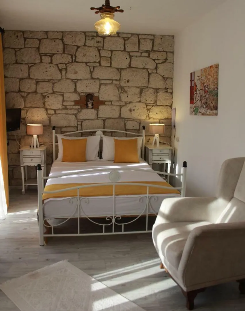 Adres Alaçatı Otel