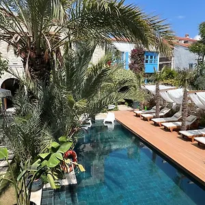 The Abc (adults Only) ***** Alaçatı